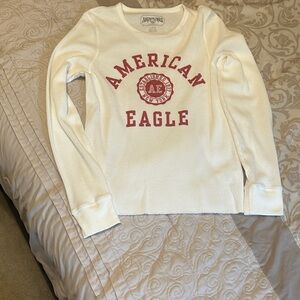 American Eagle Outfitters Cream Long Sleeve Tee